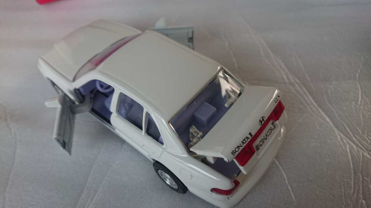 送料込み 1/35 ヒュンダイ ソナタ Ⅱ SONATA HYUNDAI MOTOR COMPANY ヒョンデ 現代自動車 ミニカー カラーサンプル? 韓国製 SSECA TOY 9