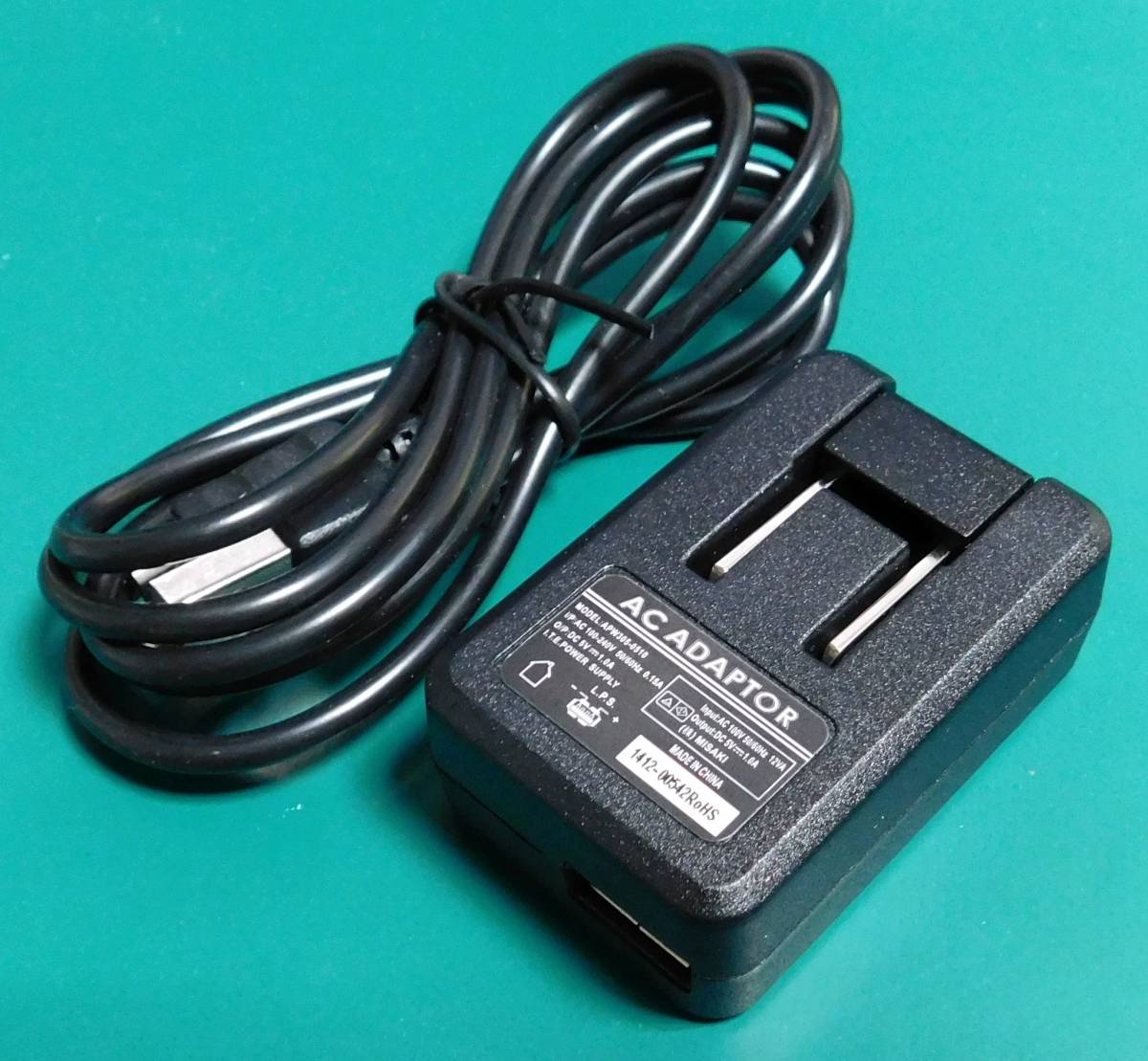 I.T.E POWER SUPPLY APW305-0510 ACアダプター (DC5V/1A) USB出力・ケーブル付属 [管理:KH604]_画像1