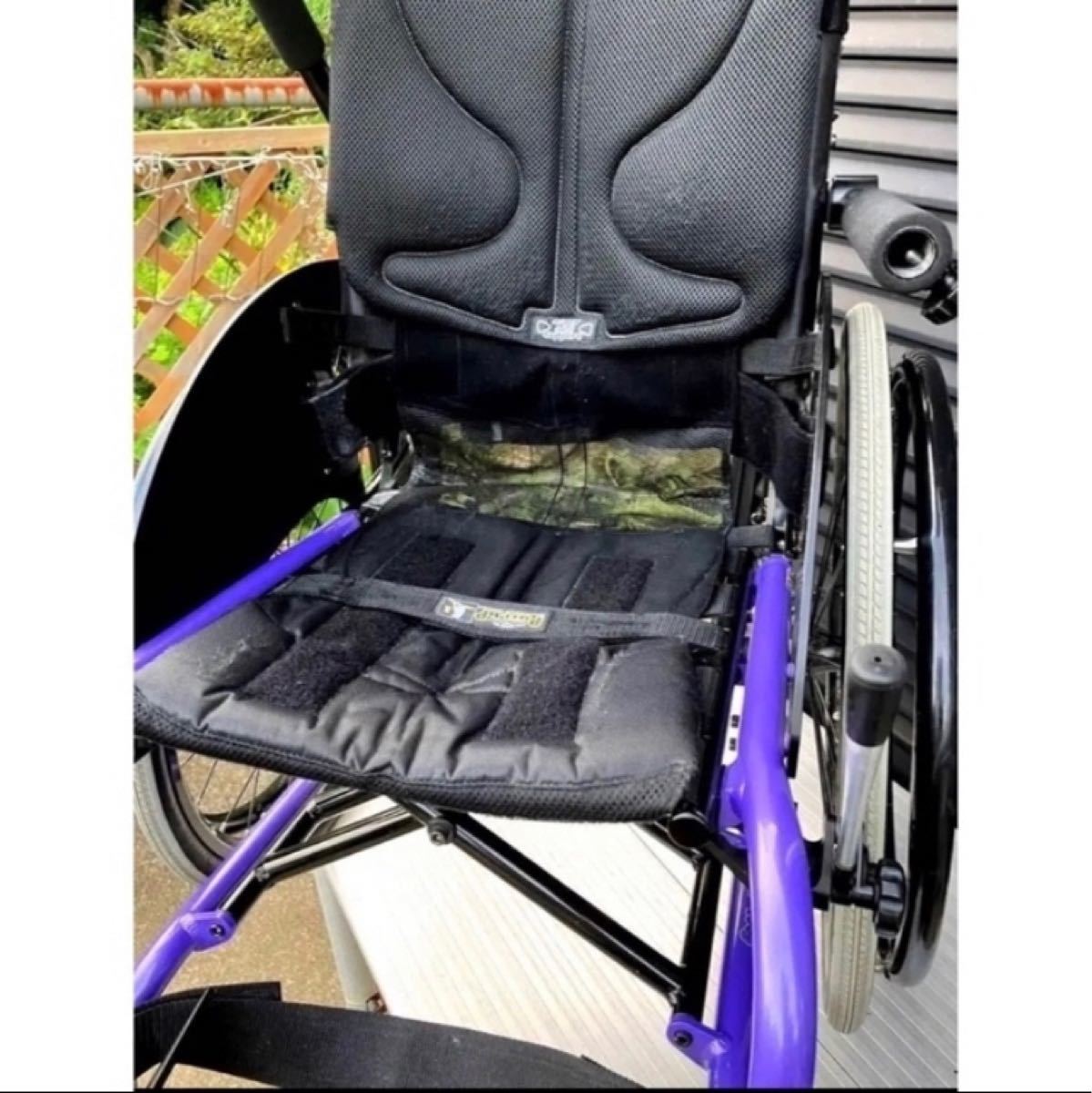 OX製 アームレスト　折りたたみ　軽量　車椅子 車いす 車イス 自走式　折り畳み 他松葉杖、スロープ、アンダーネット出品中です