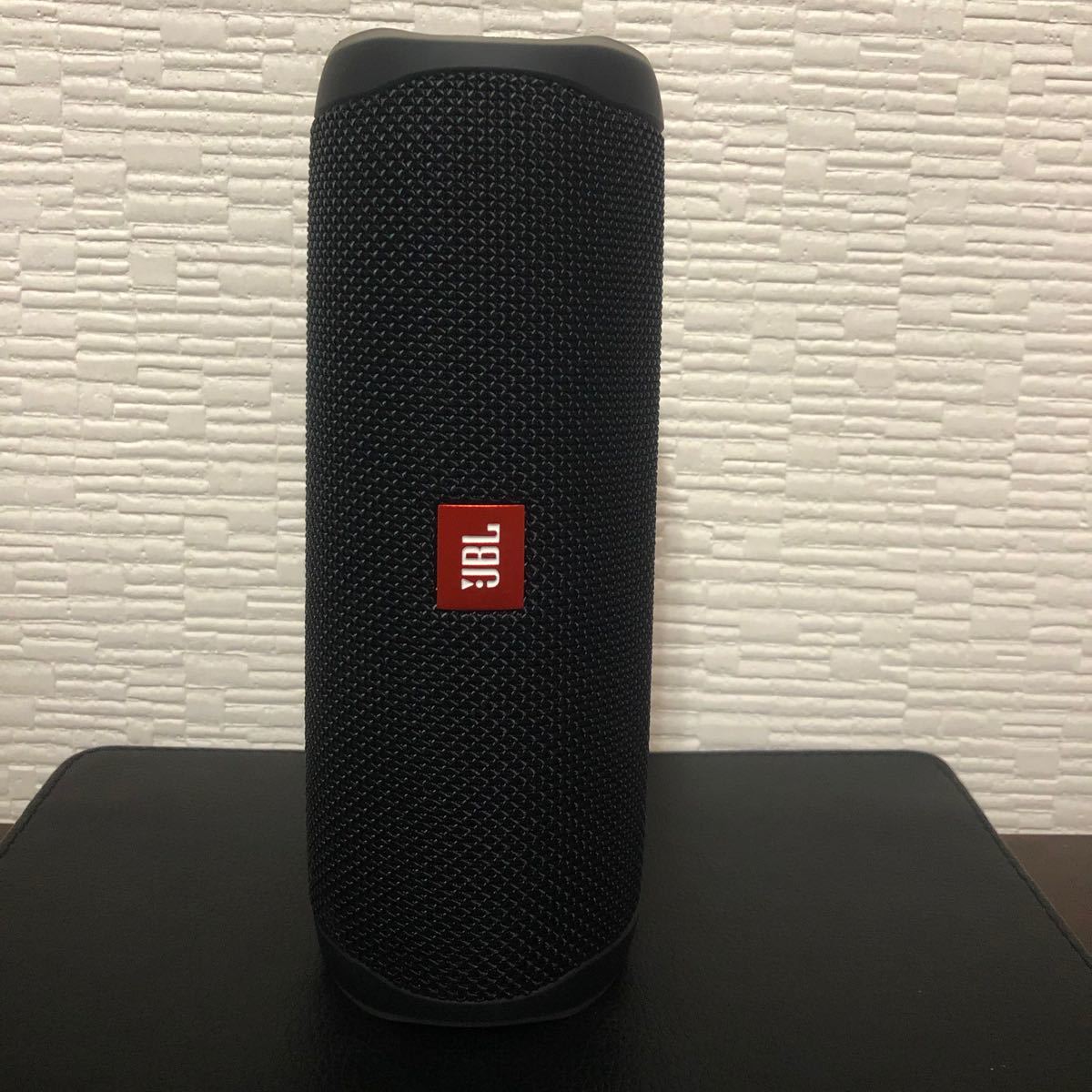 【本日最終値下げ】【最安値】美品JBL Flip5 ポータブル ウオータープル スピーカー ブラック 本体のみ Bluetooth