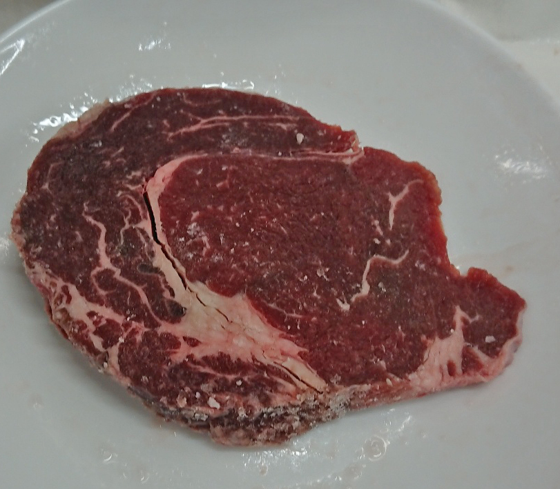 訳あり不揃い アメリカ産牛肉リブロースステーキ冷凍 450g入(3～4枚入)_画像2