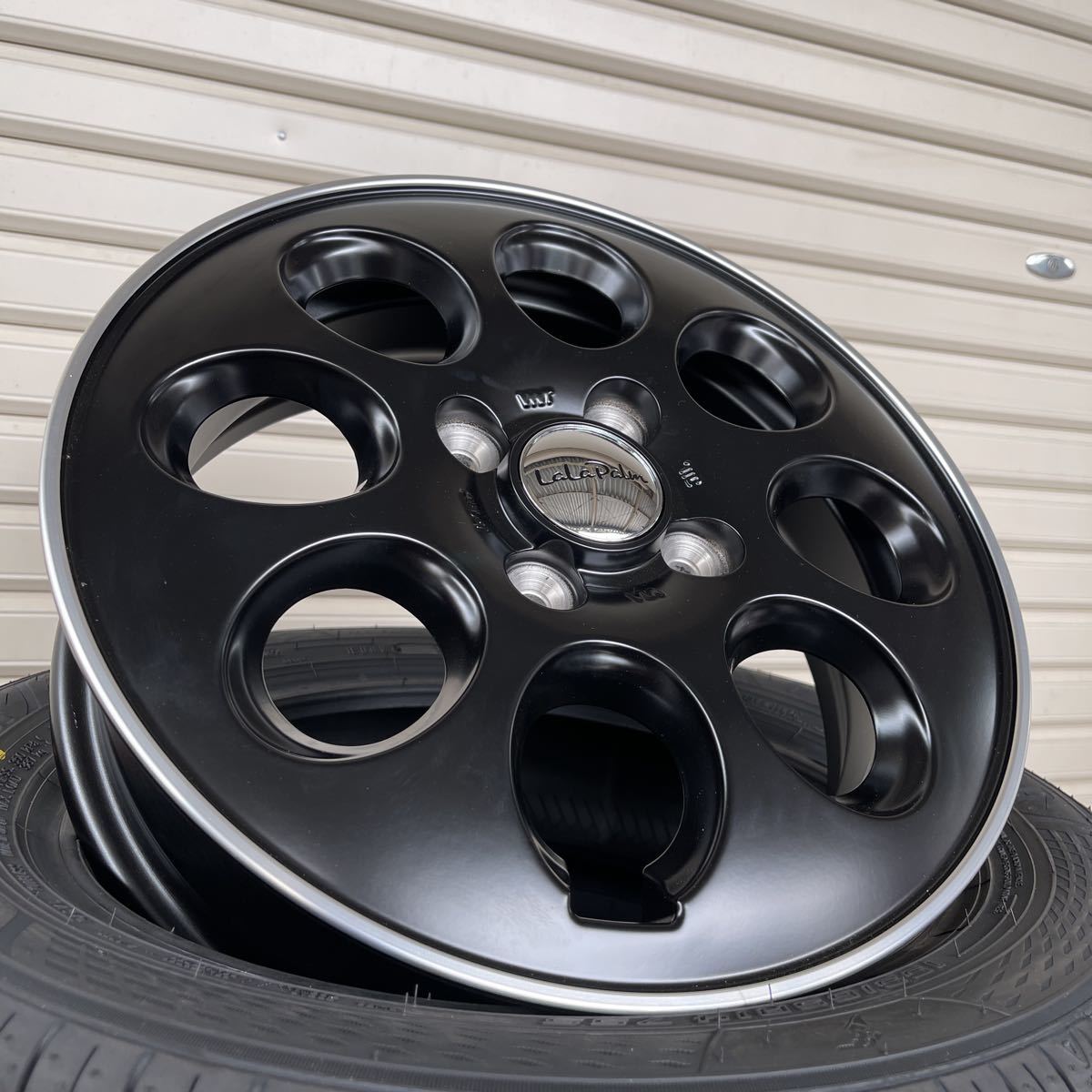 ララパーム　オーバル◆グッドイヤーEG02◆155/65R14◆NBOXタントムーヴワゴンRラパンアルトトコットスペーシア　ブラック_画像4