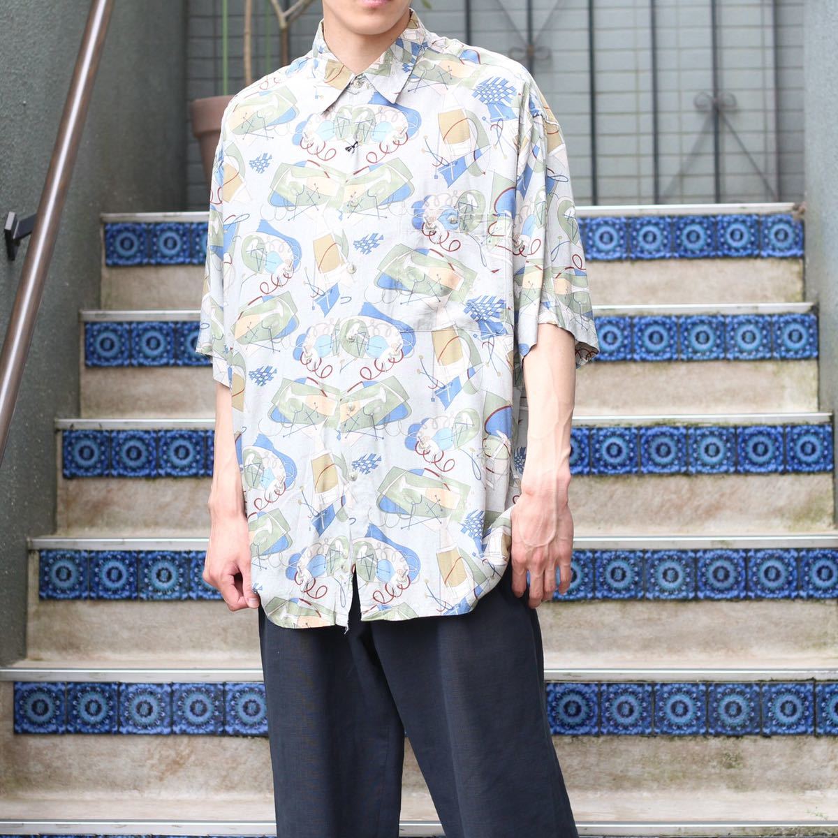 USA VINTAGE HALF SLEEVE COCKTAIL PATTERNED RAYON SHIRT/アメリカ古着半袖カクテル柄レーヨンシャツ_画像2