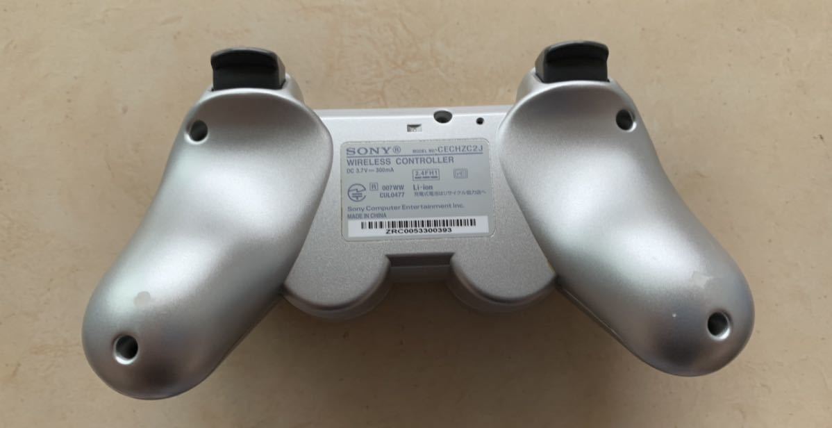 SONY PlayStation Vita TV VTE-1000AB01 &メモリーカード8GB &純正DUAL