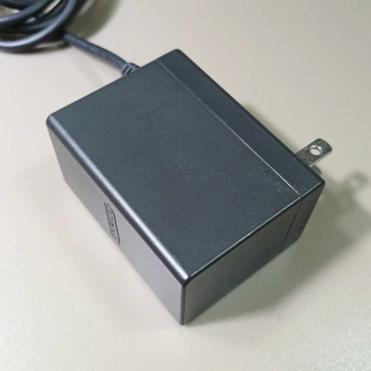 Nintendo Switch/ニンテンドースイッチ　純正　ACアダプター・充電器　　HAC-002