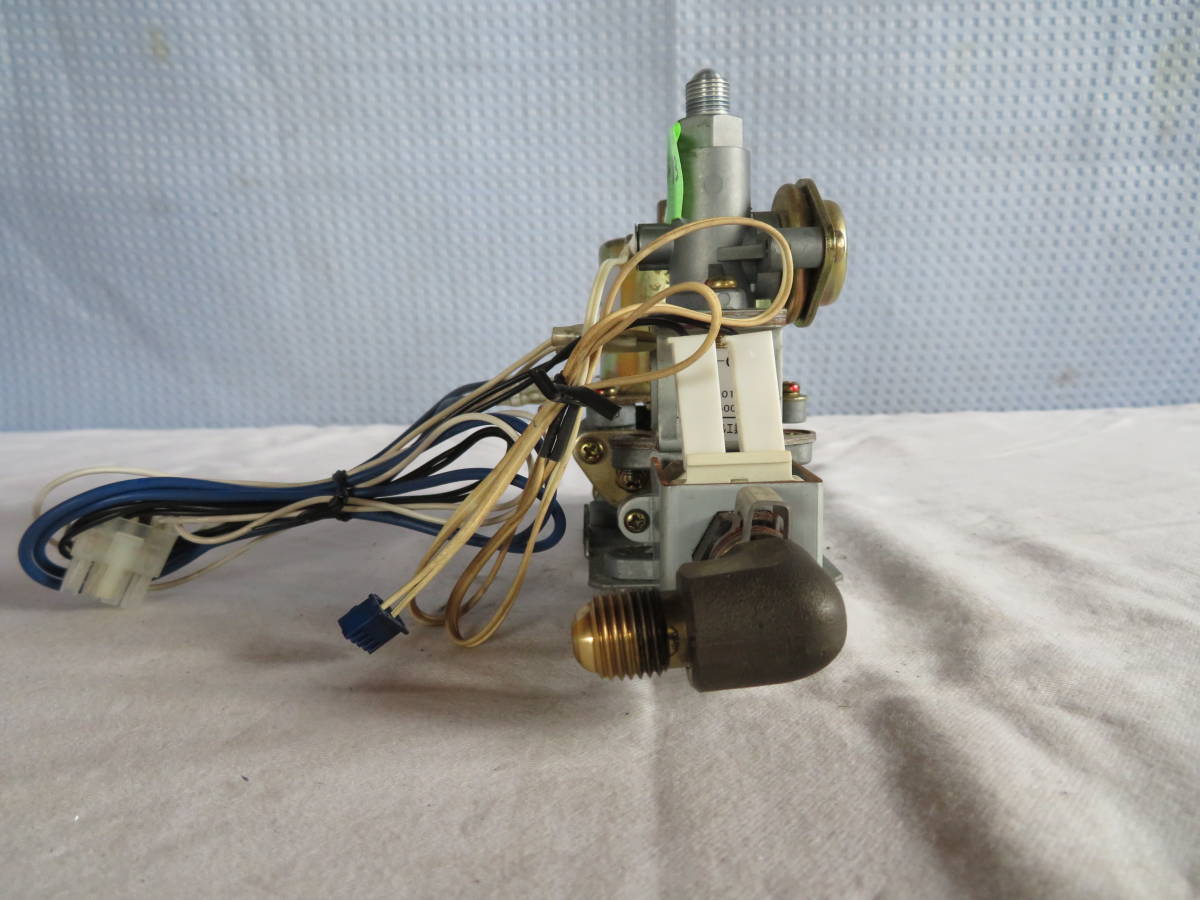 Yahoo!オークション - 電磁ポンプ VSG36-C4F #NC13 灯油 Yahoo!オークション - 電磁ポンプ VSG36-C4F #NC13 灯油
