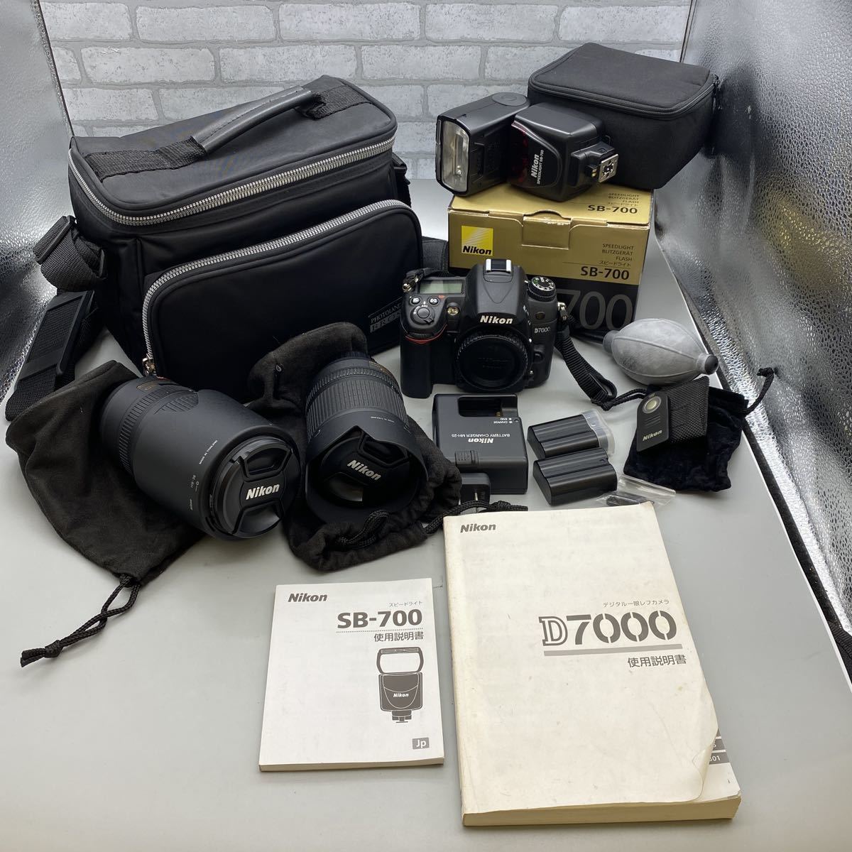 [Y-16]Nikon D7000 Nikon DX 18-105mm/Nikon ED 70-300mm SB-700 Speedlight * operation not yet verification 