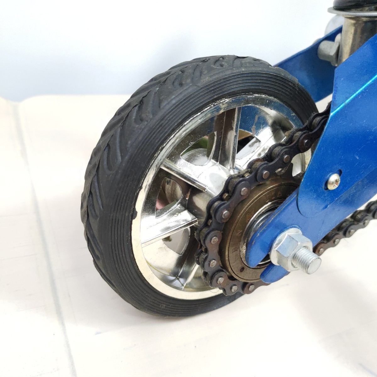 ミニサイクル 携帯チャリ 豆チャリ 小さい自転車 ガレージ 極小 ミニサイクル 携帯チャリ 豆チャリ 小さい自転車 ガレージ 極小