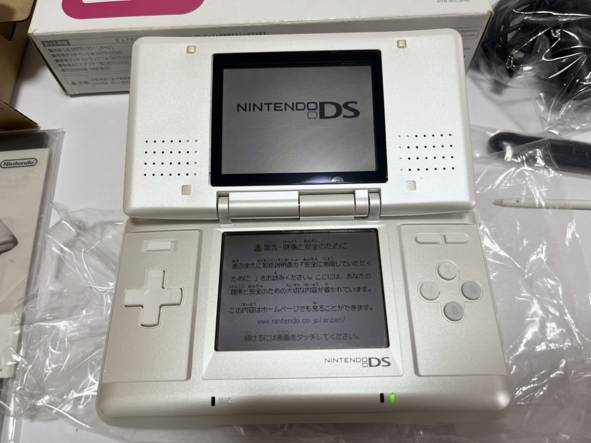 大決算セール Nintendo ニンテンドーDS 初代DS ピュアホワイト 本体