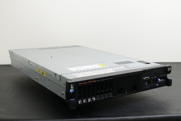 【IBM】（System x3650 M3）2011年製 サーバー　現状品　管ざ5788_画像1