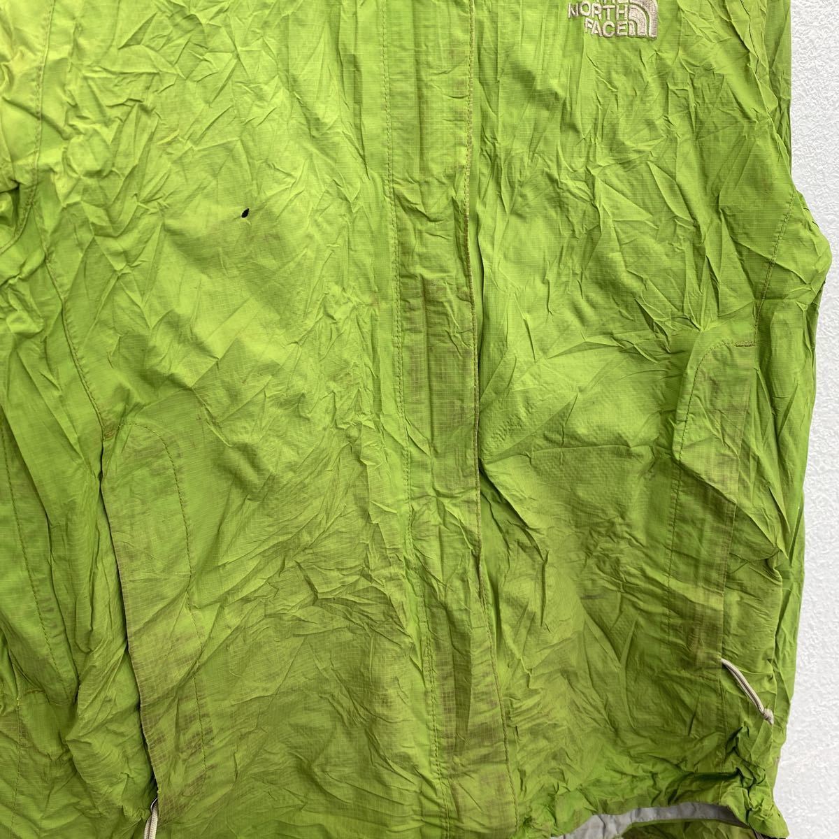 THE NORTH FACE ナイロンジャケット レディース XS グリーン ノースフェイス アウトドアウェア フーディ 古着卸 アメリカ仕入 t2201-3389_画像4