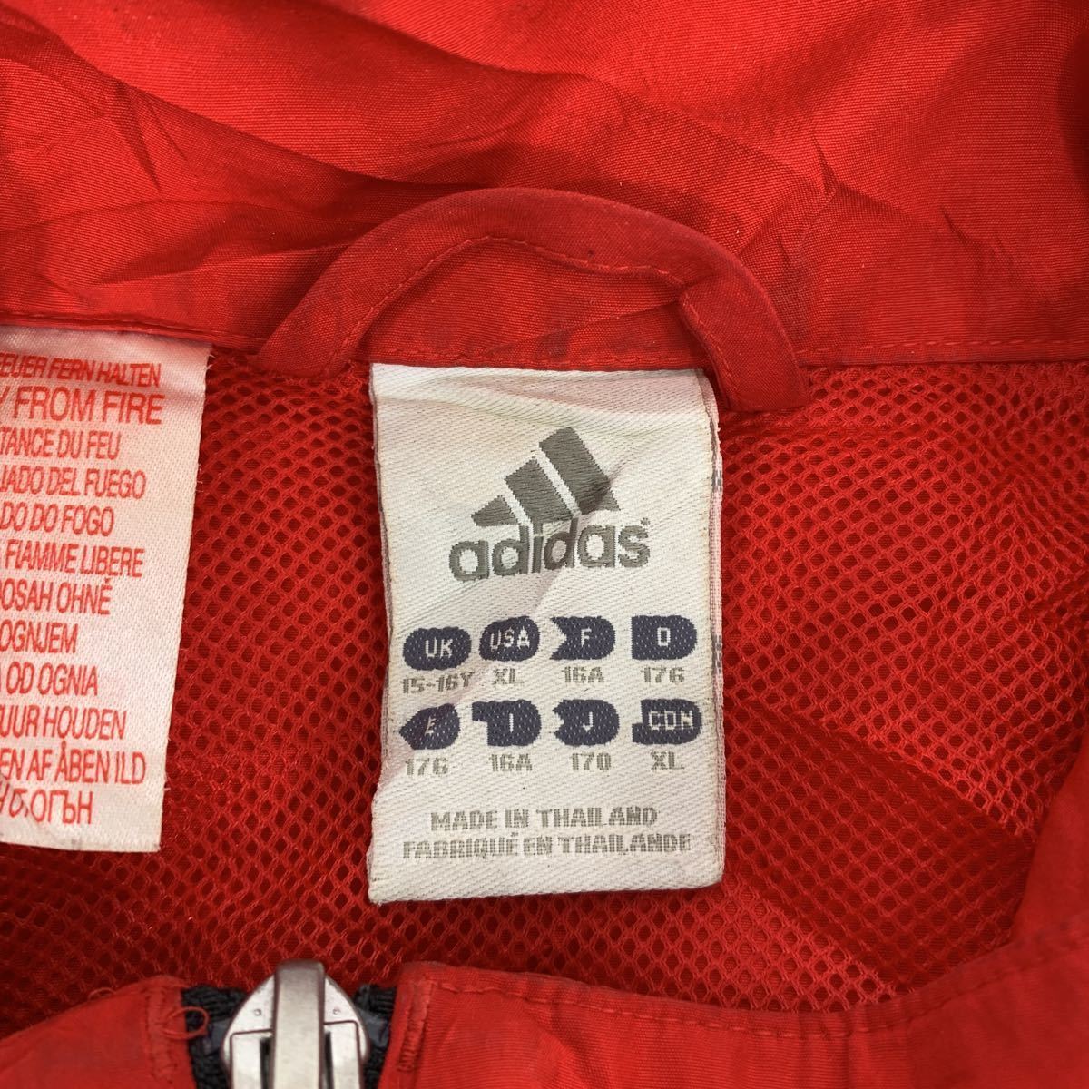 adidas нейлон жакет Kids 170 красный Adidas спорт б/у одежда . America скупка t2111-4969