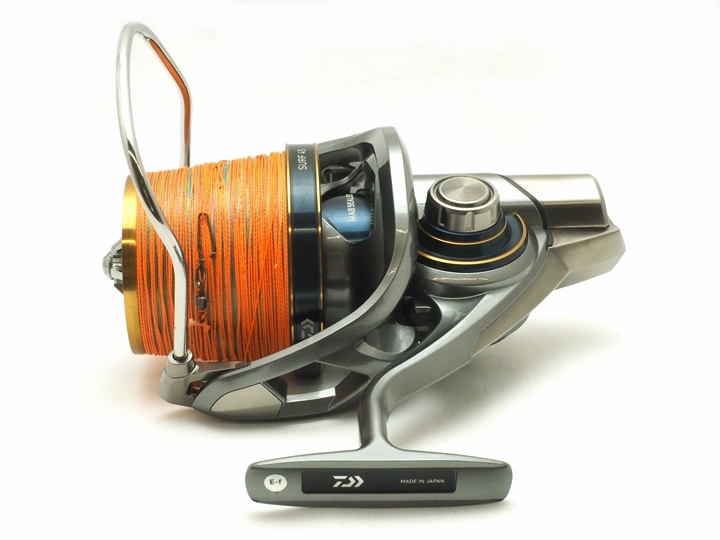 22-1637 DAIWA ダイワ スピニングリール 19 トーナメントサーフ45 HG