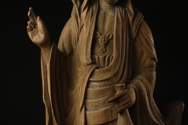 LIG長崎県旧家蔵出品木彫一本彫マリア観音像特大㎝ 細密彫刻隠れ