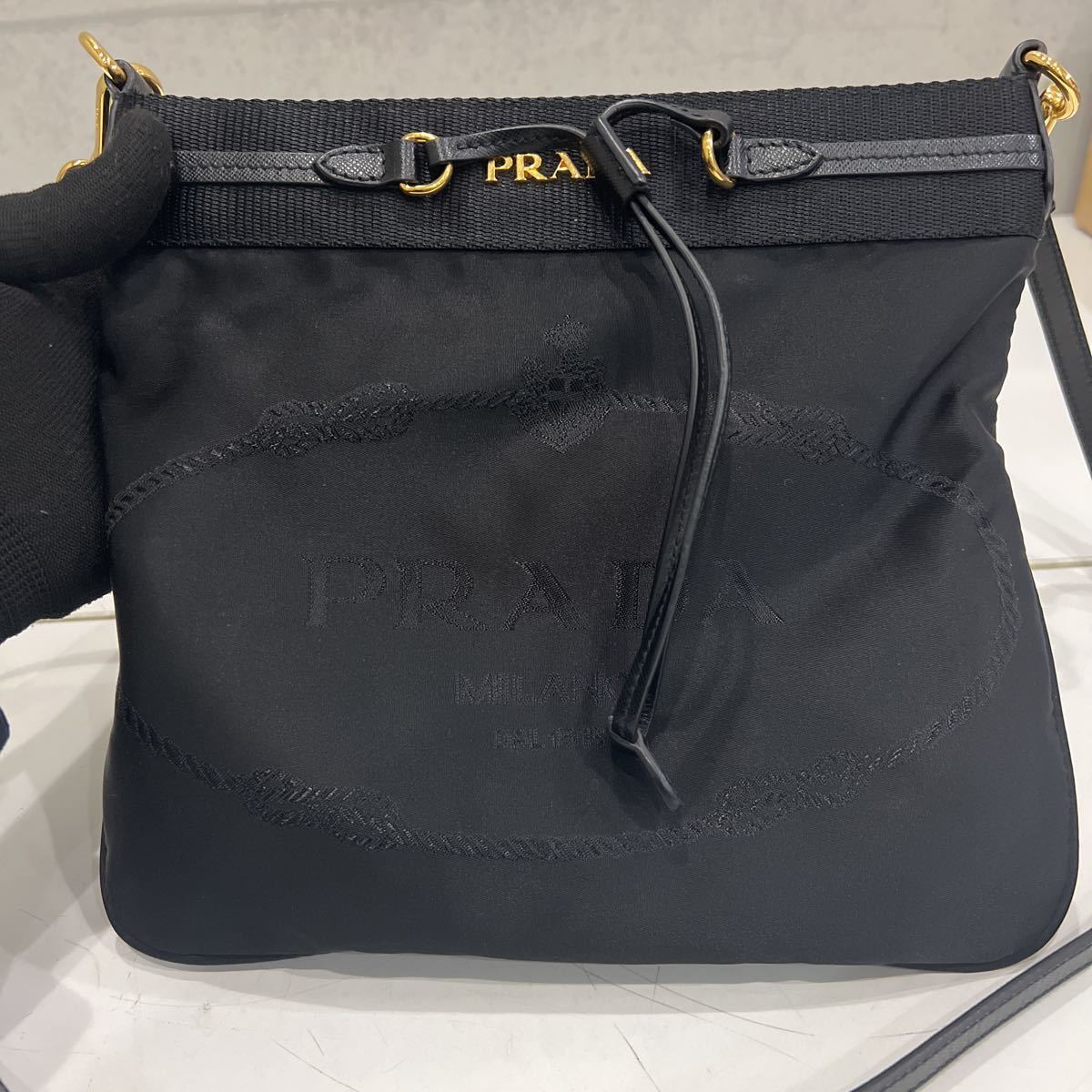 ★PRADA プラダ　ショルダーバッグ　ミニショルダーバッグ　ブランドバッグ　ナイロン　ブラック　中古　0620NA_画像1