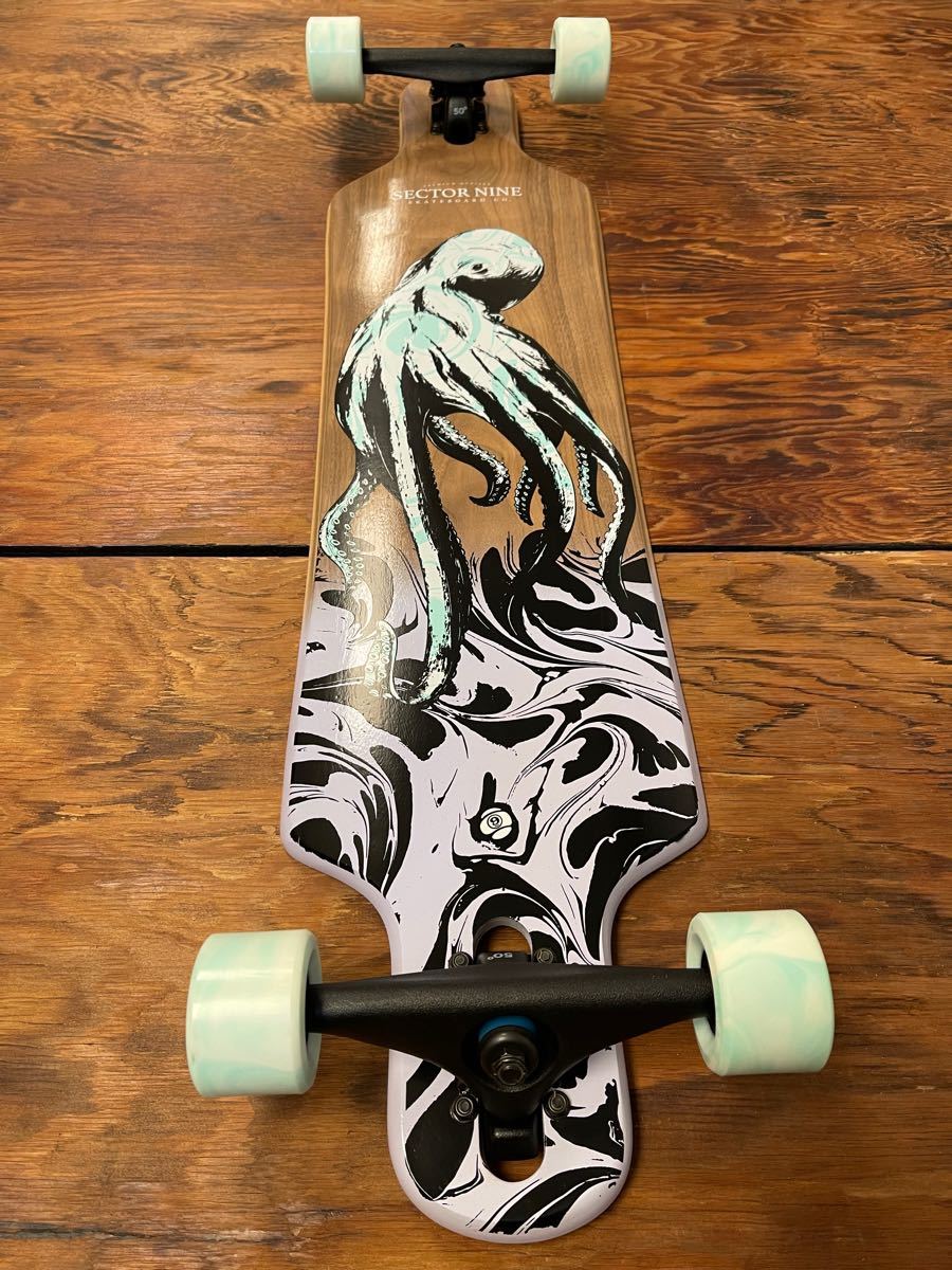 スケートボード SECTOR9 LONGBOARD ダウンヒル新品未使用、送料込