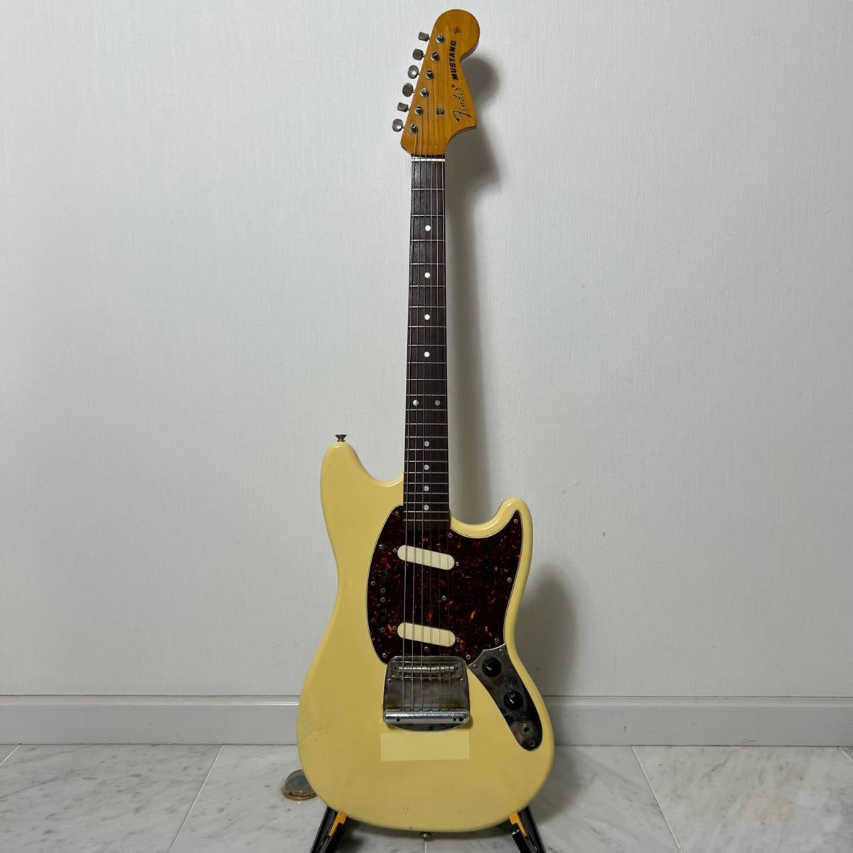 希少 Eシリアル Fender Japan MG69-60 MUSTANG ムスタング フジゲン