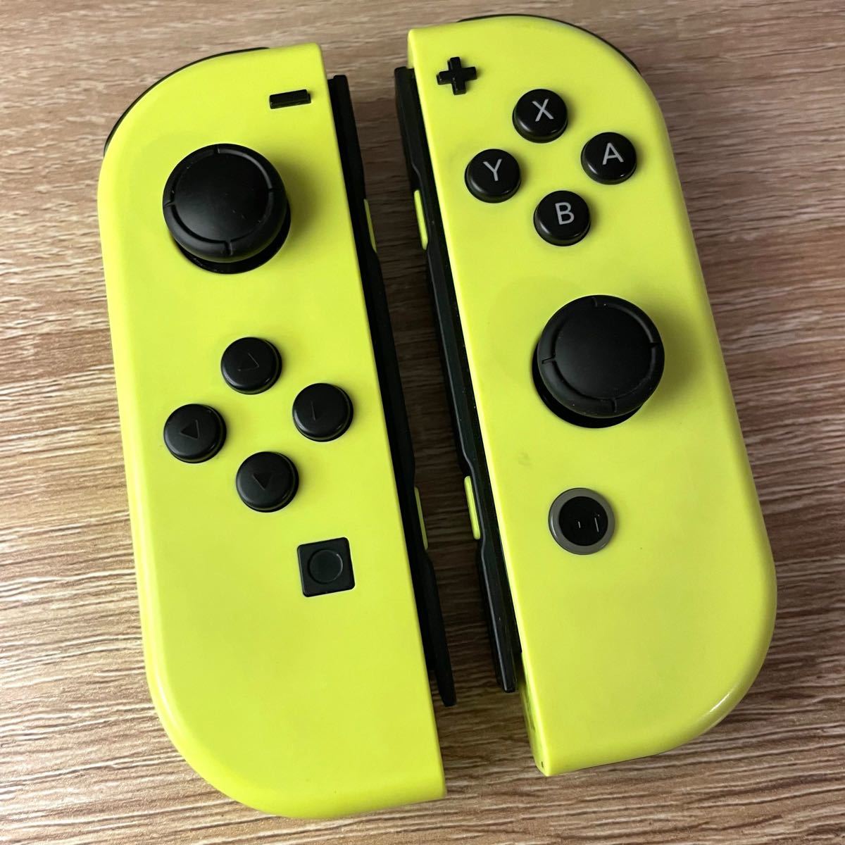 Nintendo Switch ジョイコン ネオンイエロー LR左右セット Nintendo Switch ジョイコン ネオンイエロー LR左右セット