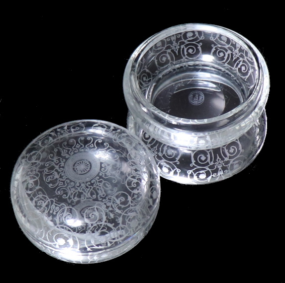 オールド・バカラ (BACCARAT) ミケランジェロ 蓋物 小物入れ