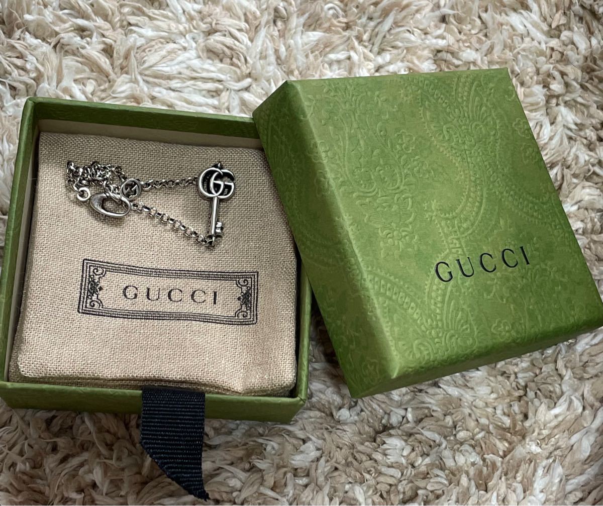 GUCCI グッチ シルバー インターロッキング 鍵 キー ブレスレット 美品 新作商品 美品 中古 インターロッキング 鍵 ブレスレット シルバー グッチ GUCCI ネックレス