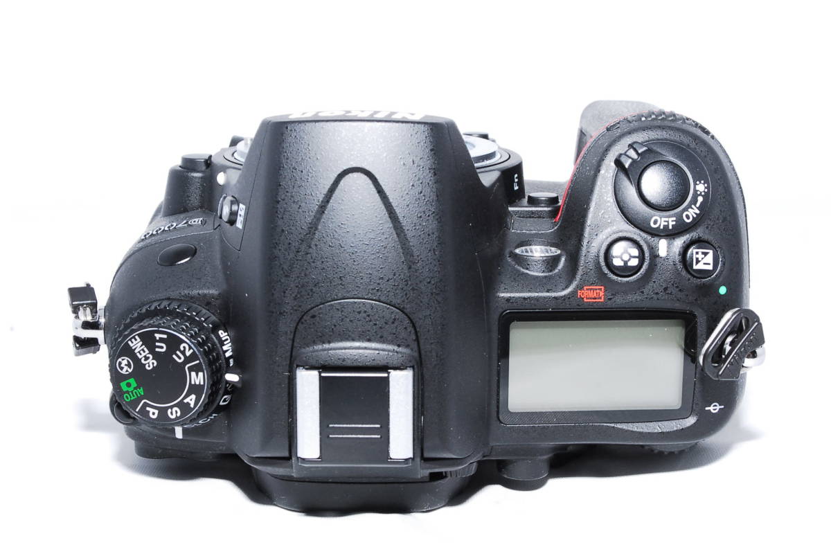 ☆ショット数5,760回の新品級・付属品多数☆ Nikon ニコン デジタル