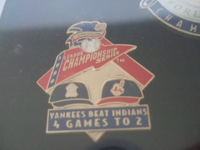 1998 ヤンキース ワールドシリーズ優勝 チャンピオン MLB公認 ピンバッジ 5個セット 未開封 伊良部の画像5