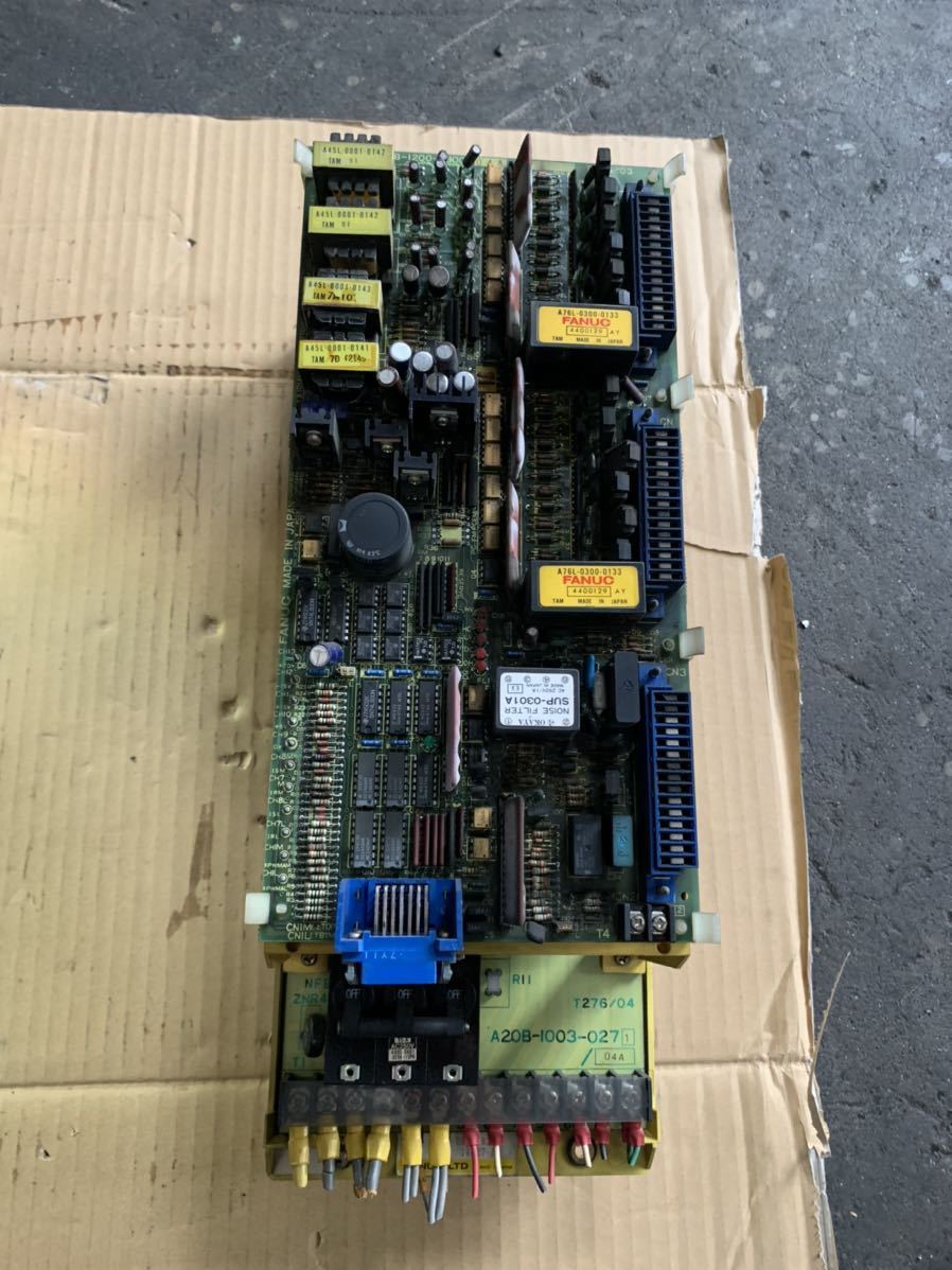 ff2352 fanuc ファナック サーボアンプ A06B-6058-H221 現状品 ff2352 fanuc ファナック サーボアンプ A06B-6058-H221 現状品