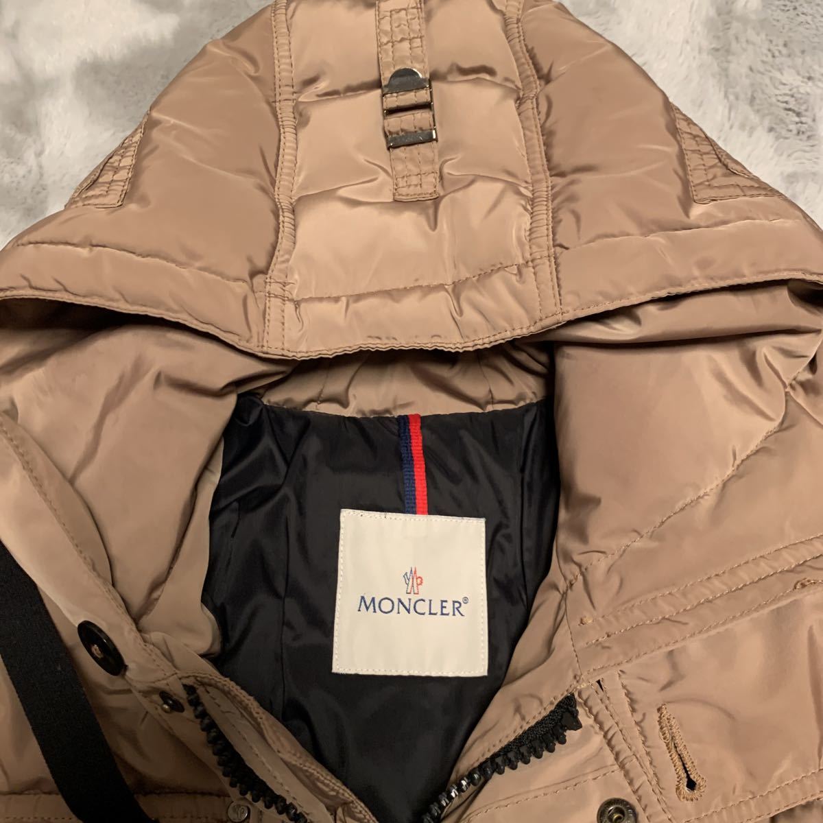 ダウンジャケット モンクレール MONCLER 商品细节 | 雅虎拍卖 | One