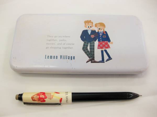  Gakken lemon village can pen case car - pen ballpen made in Japan that time thing 