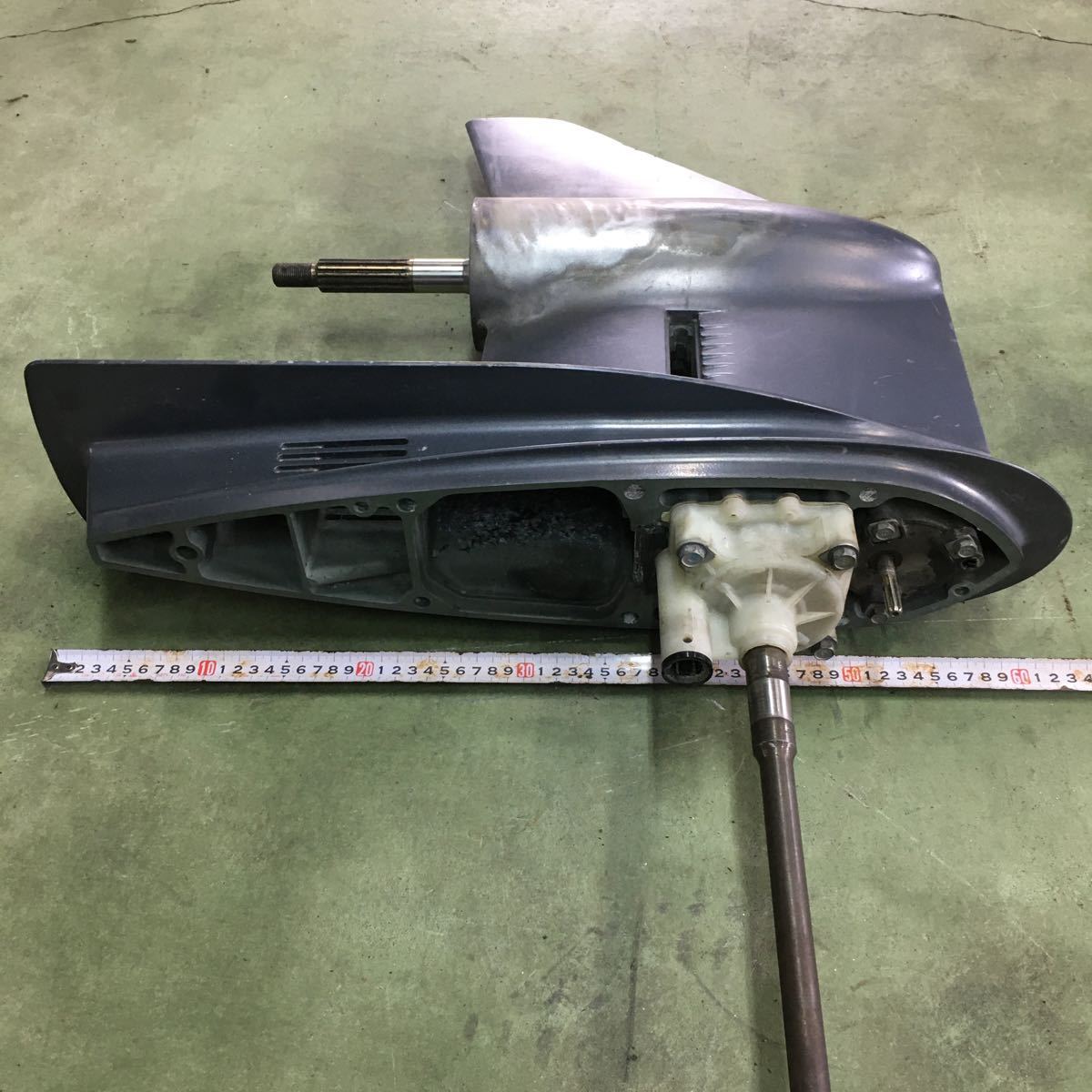 ② YAMAHA ヤマハ 115馬力 船外機 ロワケース ロアケース ギアケース ② YAMAHA ヤマハ 115馬力 船外機 ロワケース ロアケース ギアケース