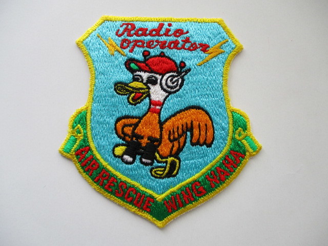 [ бесплатная доставка ] авиация собственный .. Naha авиация .. полет . patch / радио Okinawa AIR RESCUE WING NAHA. дефект . вертолет RADIO OPERATOR нашивка JASDF M39