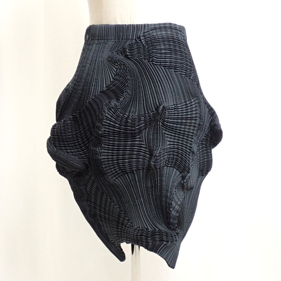 Yahoo!オークション - 美品 ISSEY MIYAKE/イッセイミヤケ 変形プリ...