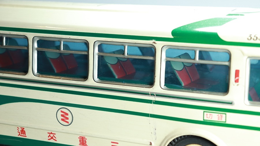 《レトロ・ビンテージ》 日本製、古いブリキおもちゃ、三重交通 バス 美品 うぶ出し買取品！_画像7