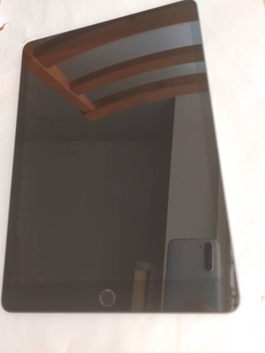 美品 iPad 第9世代 64GB 充電0回 バッテリー100% 10.2インチ グレー