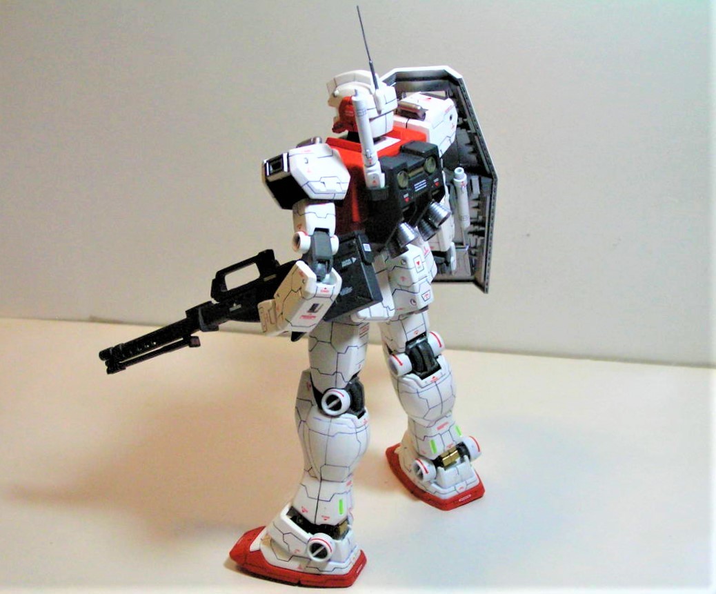 バーゲンで MG 完成品 LED内蔵改修全塗装 センサー強化試作型 ジム改 完成品