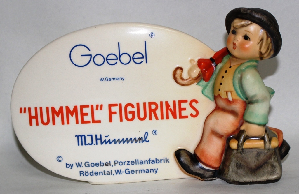 西ドイツ ゲーベル社　フンメル人形＃１８７　ディスプレープラーク「陽気な放浪者」　TMK６　１９７９年