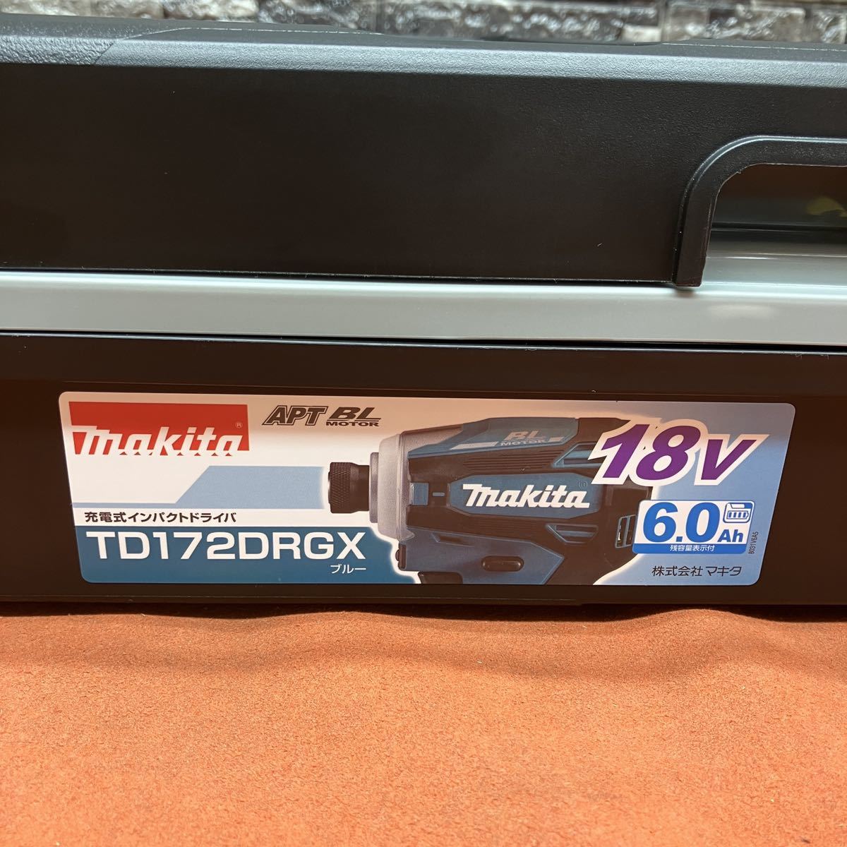 ♪送料無料♪未使用 makita/マキタ TD172DZ 18Vインパクトドライバー ケース付き 青 ※本体のみ バッテリー、充電器無し