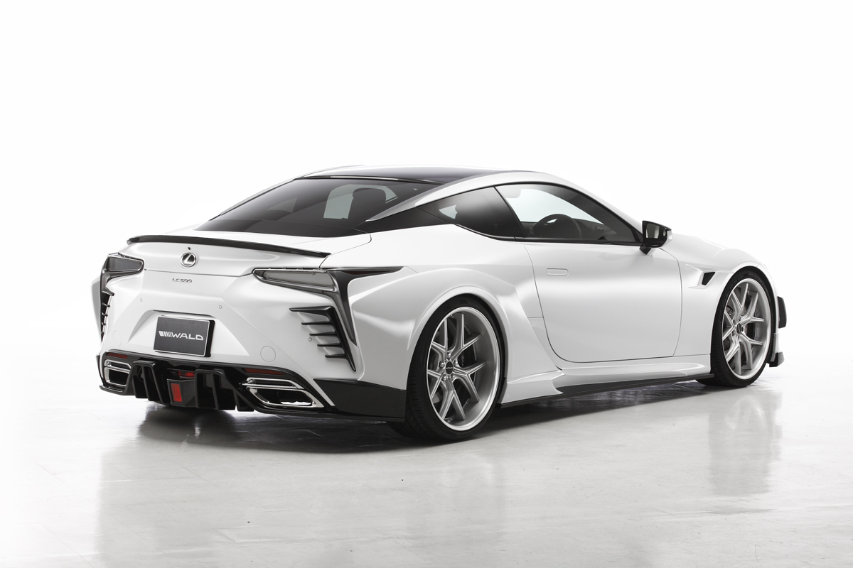 ヴァルド レクサス LC 500h/500 GWZ100/URZ100 トランクスポイラー_画像2