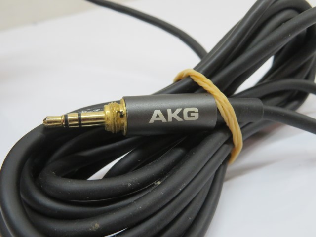 ○AKG K550 ヘッドホン ブラック アーカーゲー 有線 オーバーヘッド型
