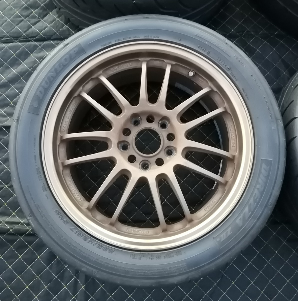 RAYS VOLK RACING レイズ RE30 HONDA S2000 AP2 AP1 17インチ 7.5J +50 9J +54 114.3 5穴 4本 セット 美品 絶版 _画像4