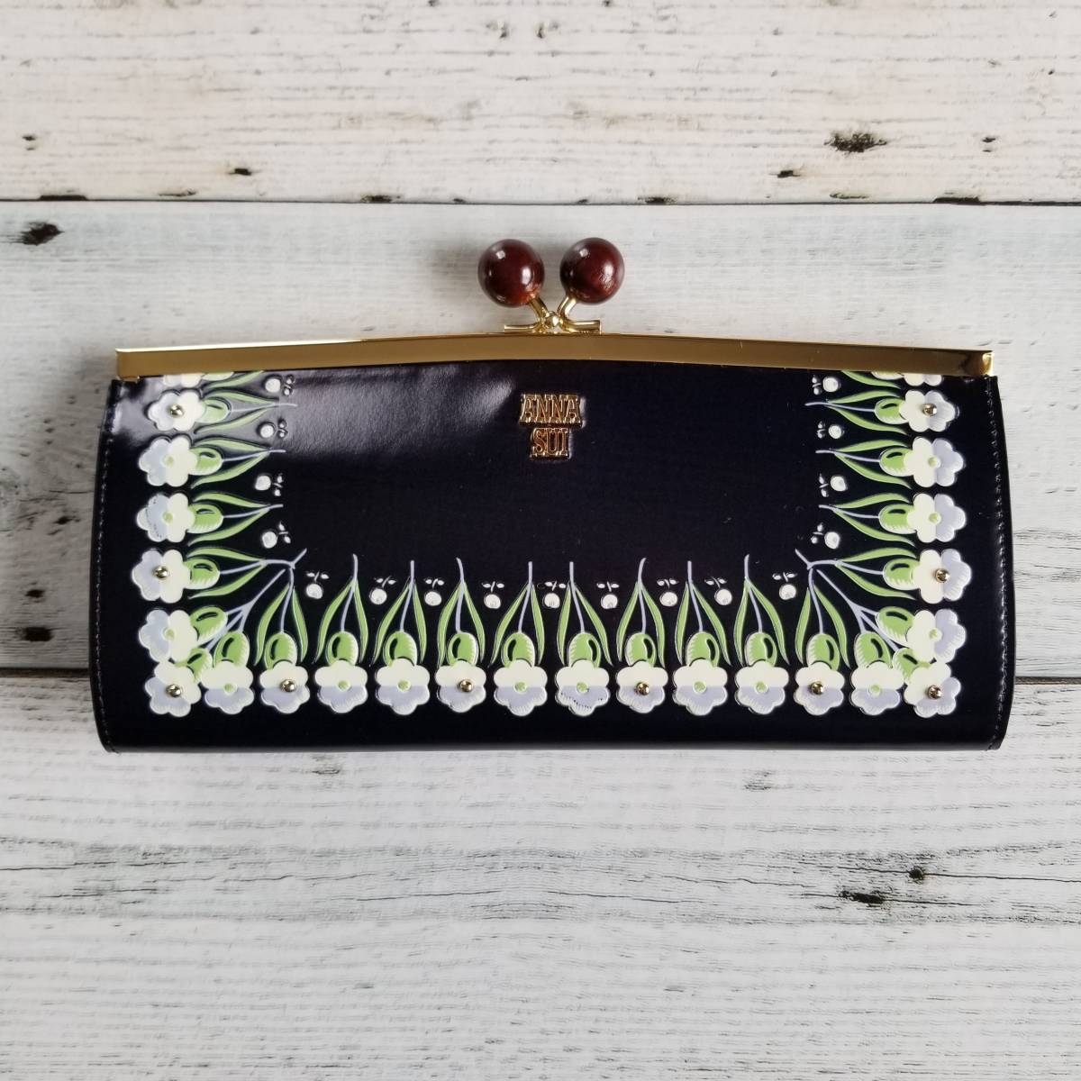 フローラ 新品 ANNA SUI アナスイ 本革 がま口長財布/口金長財布 フローラ 新品 ANNA SUI アナスイ 本革 がま口長財布/口金長財布