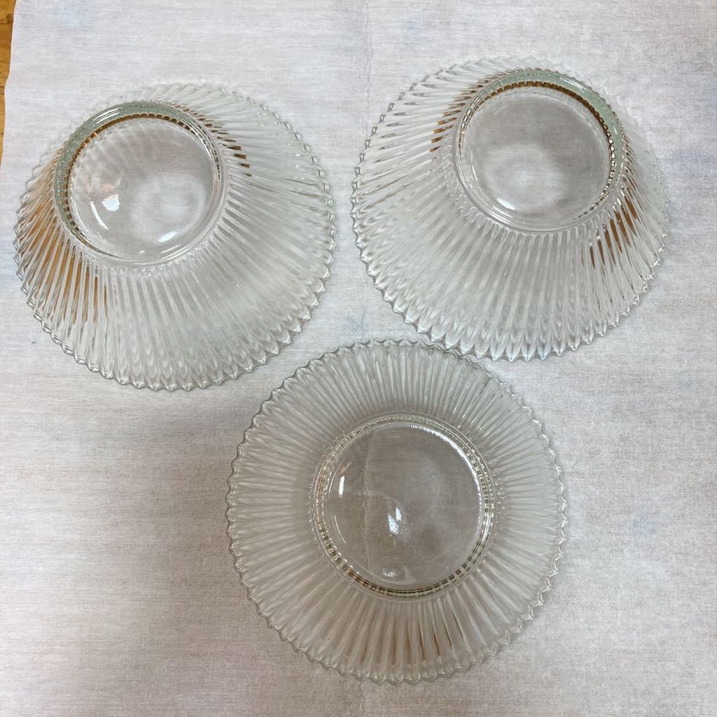 昭和レトロ ガラスの器3個 ガラス食器 そうめん鉢 鉢 レトロガラス ガラス レトロ雑貨 B_画像3