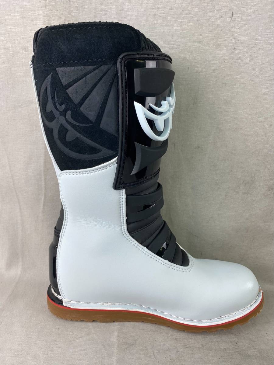BERIK ベリック Trialboots トライアルブーツ BLACK/WHITE 42サイズ