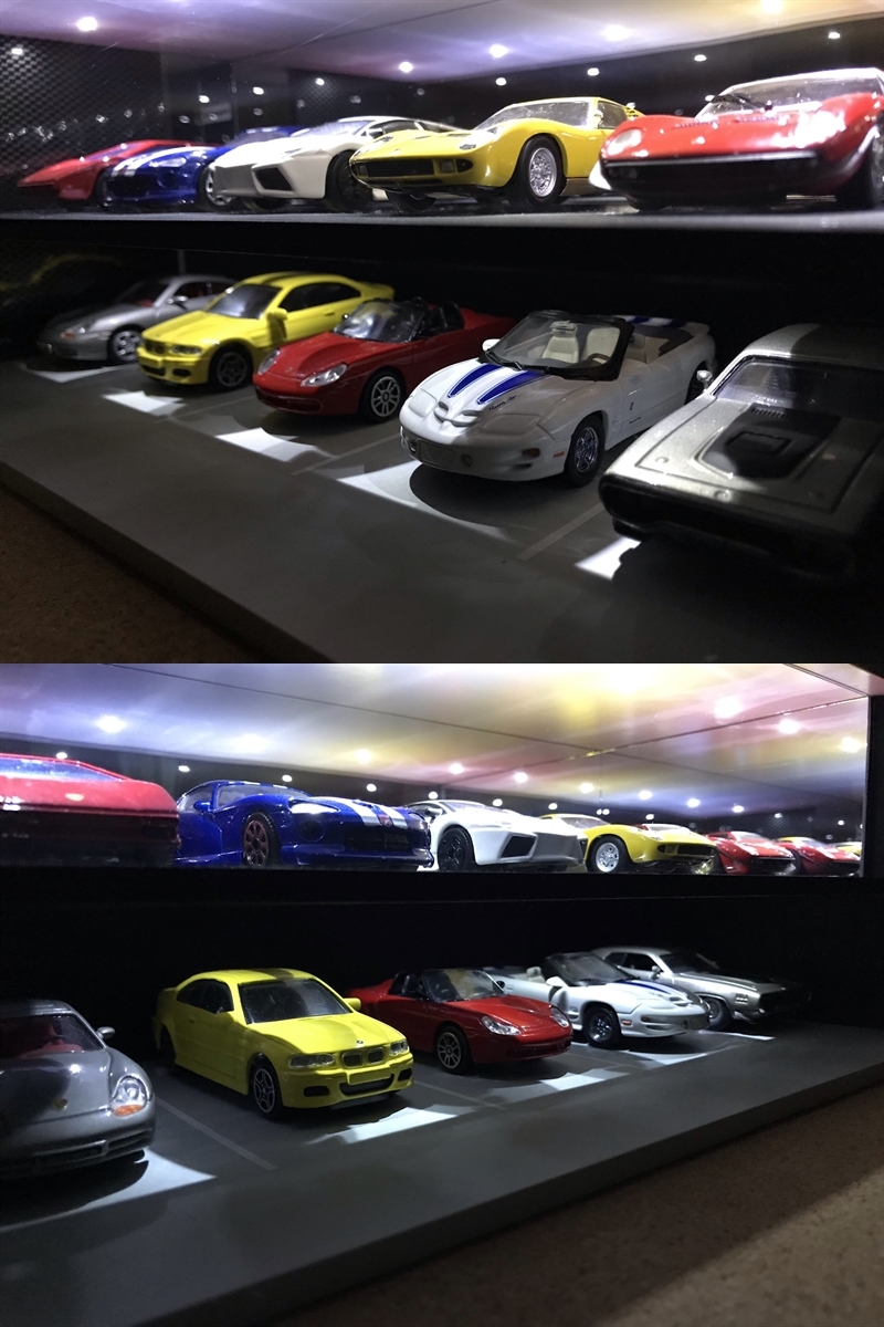 ミニカー専用ジオラマ:1/43 カーディーラーⅠ(光沢カーボン ミニカー専用ジオラマ:1/43 カーディーラーⅠ(光沢カーボン
