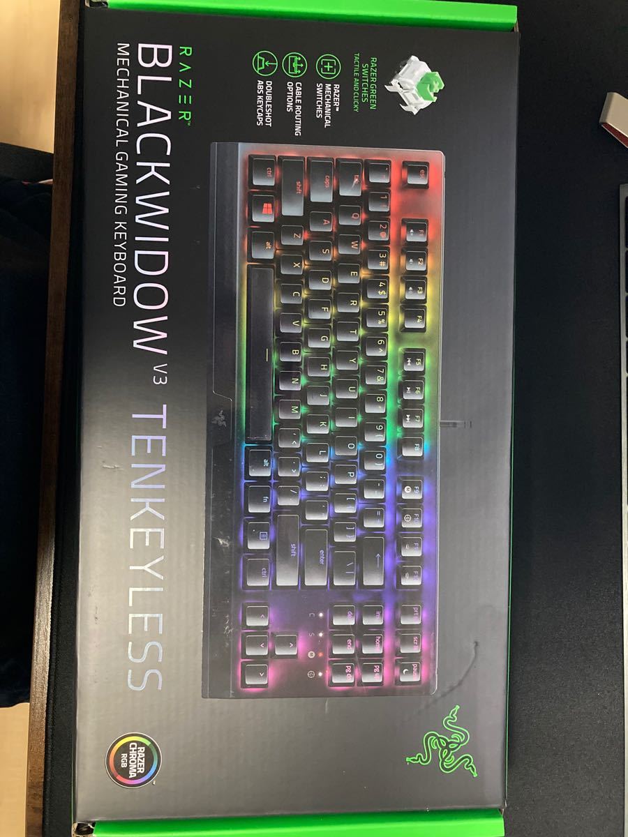 美品　RAZER  BLACKWIDOW V3 TENKEYLESS レイザー ゲーミングキーボード　GREEN Switch