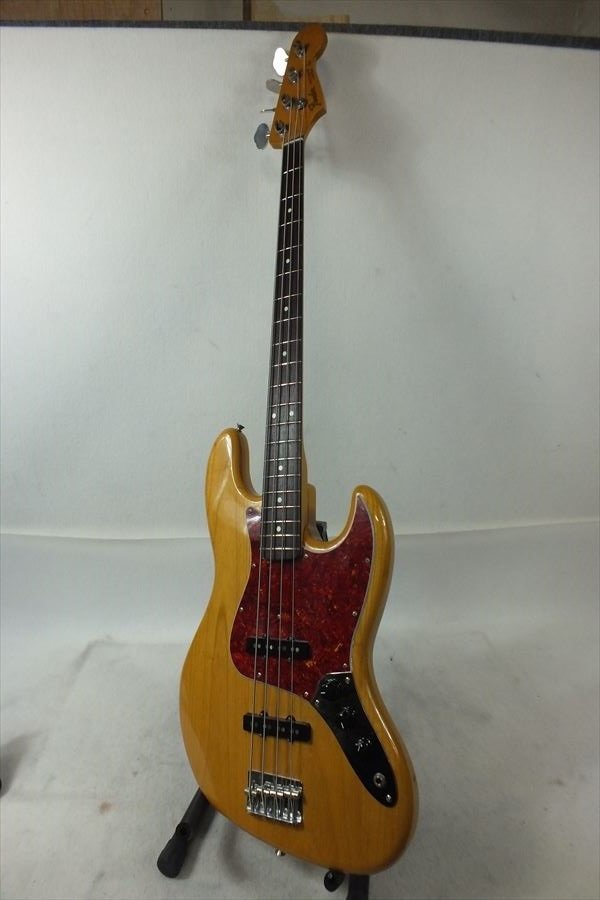 ★Fender フェンダー Japan ベース JAZZ BASS TRADE MARK ELECTRIC BASS C020972 現状品 中古 220701H5047_画像1