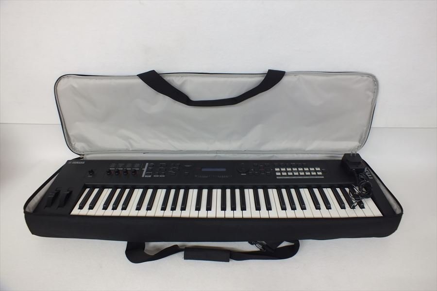 □ YAMAHA ヤマハ MX61 シンセサイザー ソフトケース付き 音出し確認