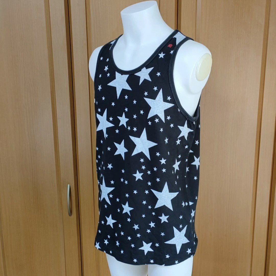 RealBvoice タンクトップS 黒ボディに白☆ランダム星プリントがステキ! リアルビーボイス サイドアウトポケットR赤刺繍入