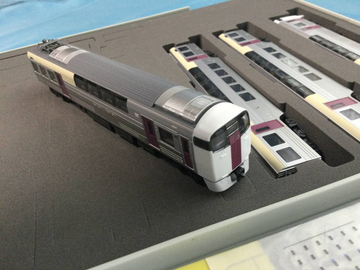 □ TOMIX 98444 98445 215系近郊電車 (2次車)基本セット+増結セット