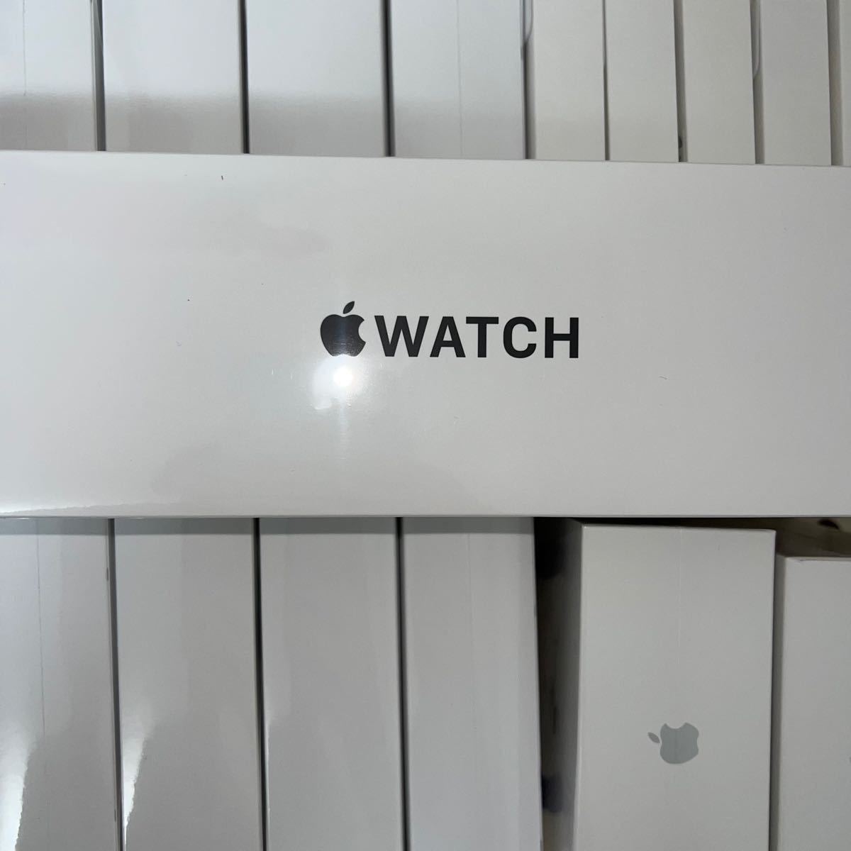 新品未開封Apple Watch SE 44mmスペースグレイアップルウォッチ